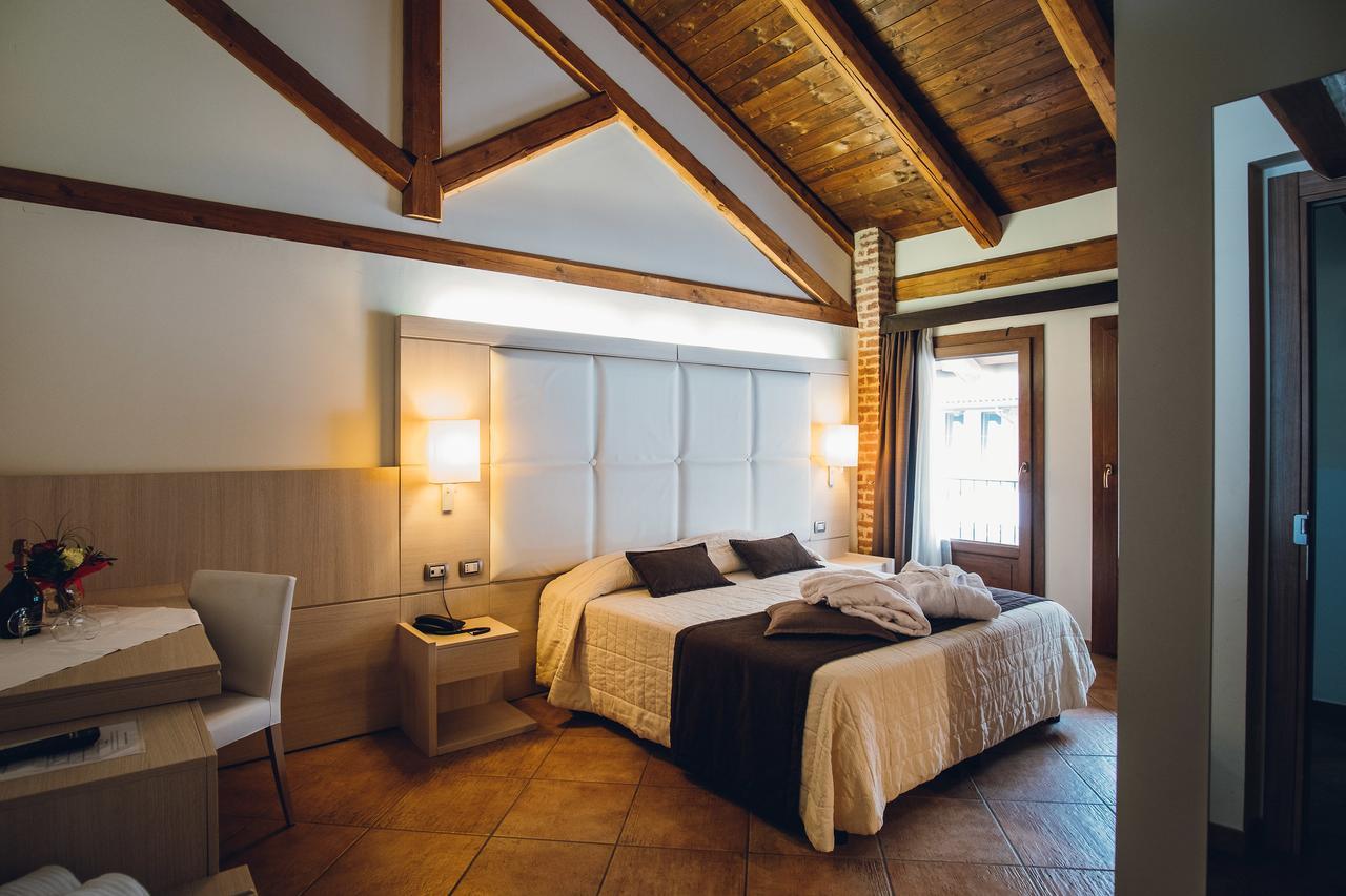سيتيمو تورينيزي Hotel Ultimo Borgo المظهر الخارجي الصورة
